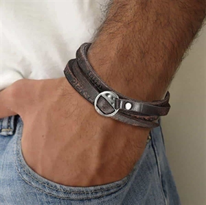 T9 Skull - lederen armband bruin.