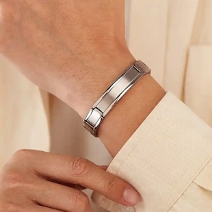 Twaalf stalen herenarmband