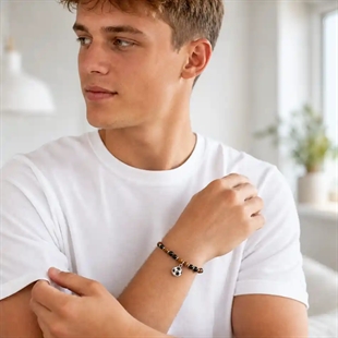 Voetbalarmband met natuurparels en stalen voetbal