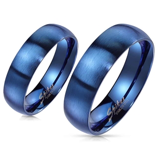 Verlovingsringen in blauw