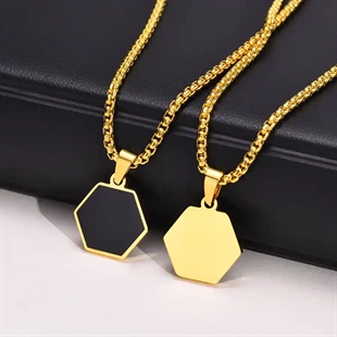 Herenketting Hexa Gold Black van roestvrij staal met zwarte zeshoekige vergulde hanger
