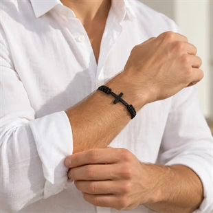 Nero Croce – Zwarte kruisarmband voor mannen