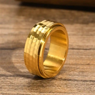 Vergulde spinning ring voor mannen in roestvrij staal met gehamerd oppervlak – 8 mm