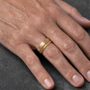 Aurelio–PVD vergulde tungstenring