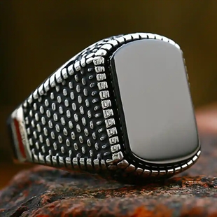 Brazer herenring met grote onyx