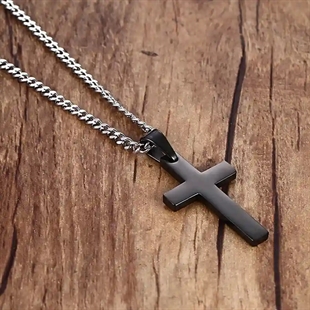 Zwarte kruis ketting voor mannen in roestvrij staal – 35×20 mm hanger