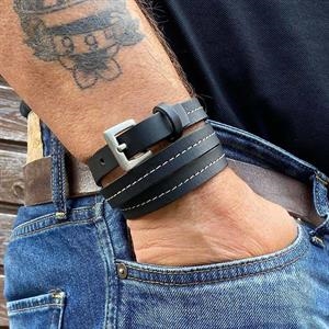 Triple stitz lederen armband zwart