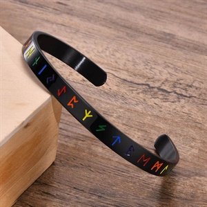 Zwarte Chen Pride armband in staal.