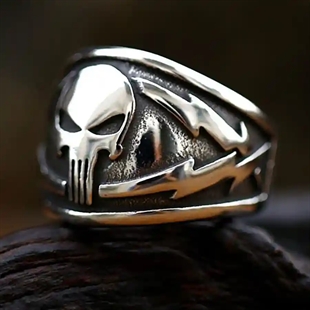 Skull Steel Warrior mannenring in roestvrij staal met doodshoofd motief.