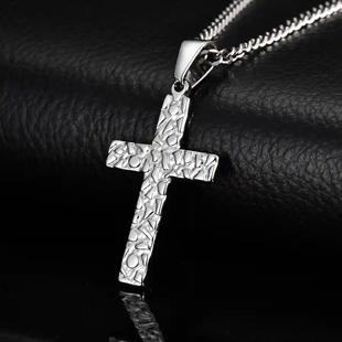 Herenketting in roestvrij staal met hammered kruisanhanger – Hammered Steel Cross.
