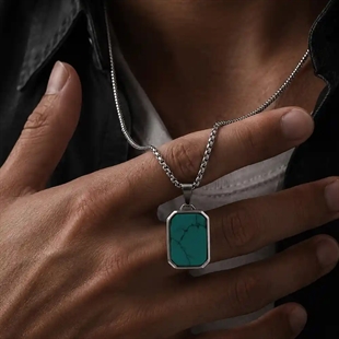 Turquoise tag halsketting in edelstaal.