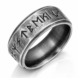 Viking ring in geoxideerd staal.